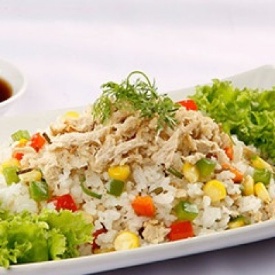 Cơm chiên hải sản gà xé