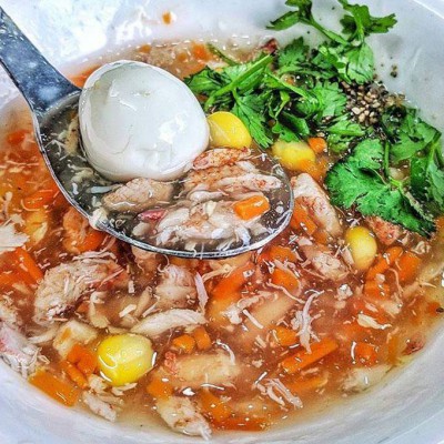 Soup cua gà xé hạt sen